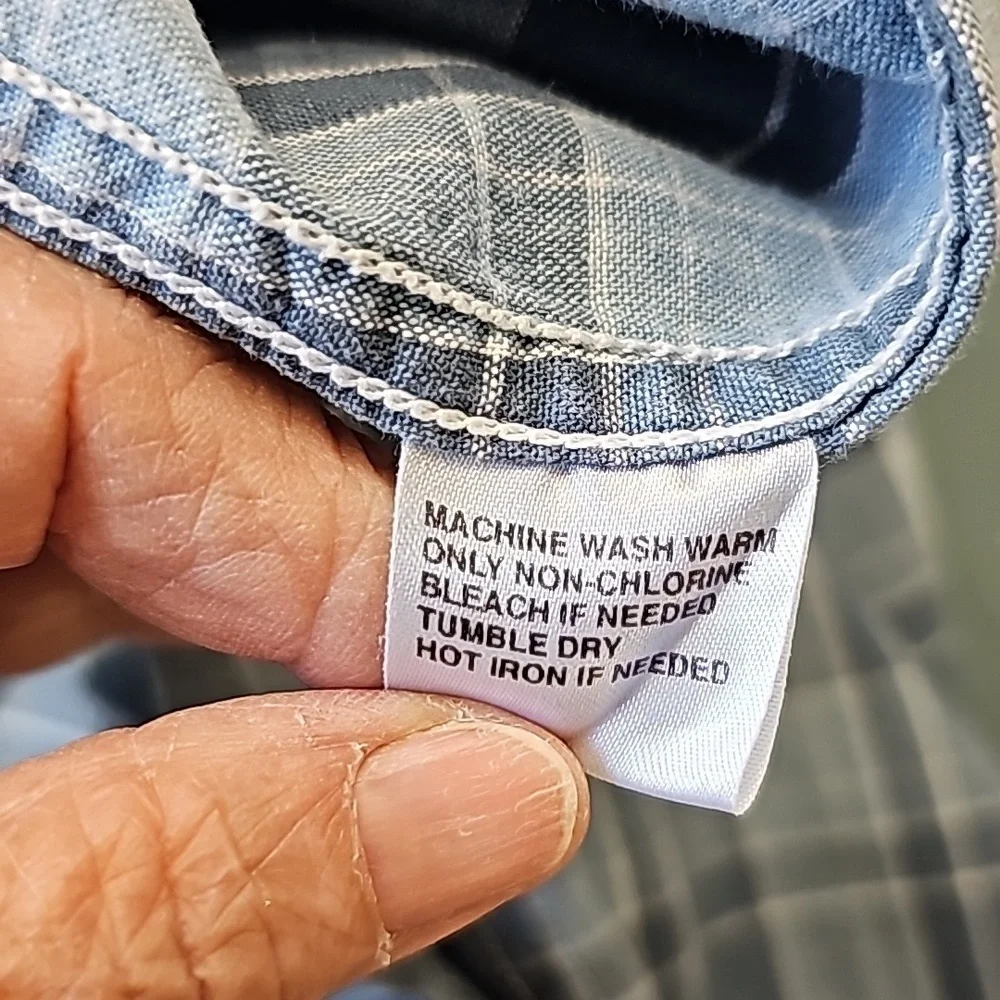 Levi's mens plaid shirt. THE TWO HORSE BRAND. Size XL. Blue/gray‎ plaid.
